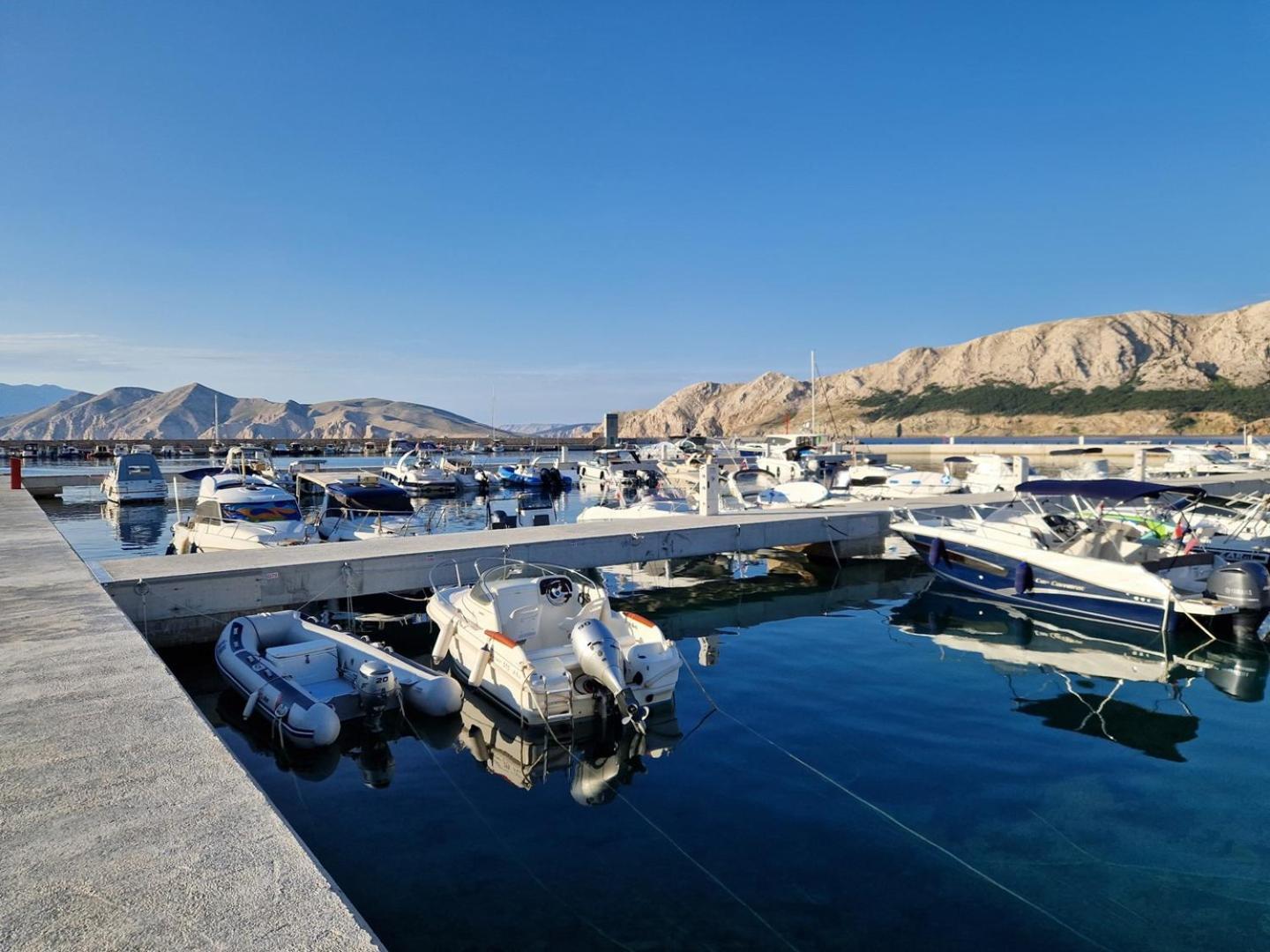 Apartments Aquarium Dorcic Baška Eksteriør bilde